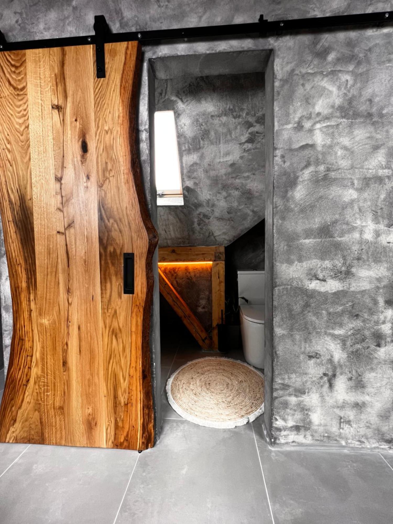 Shard Boutique Hotel-Adult Only Braşov Exteriör bild